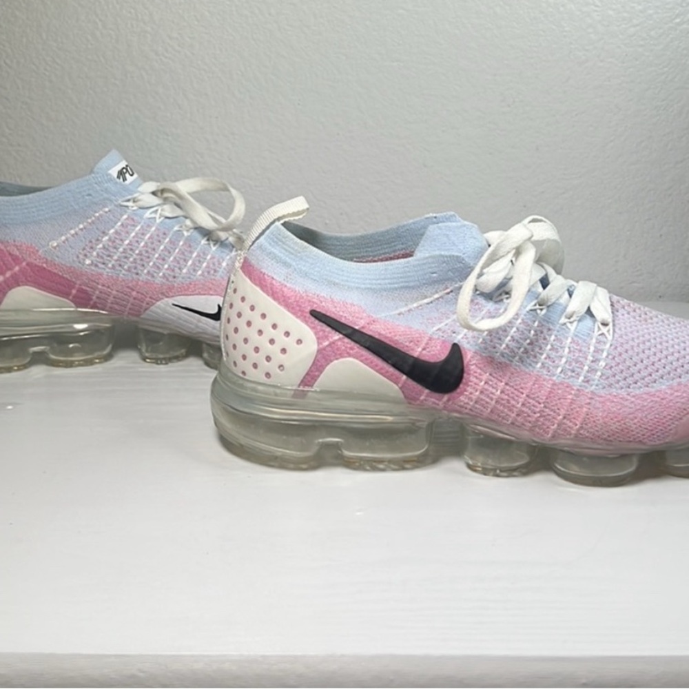 Nike VaporMax Flyknit Pastel Sneakers
